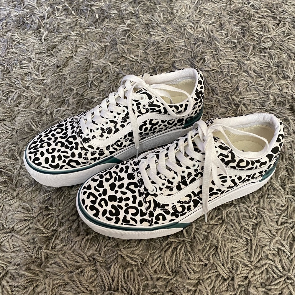 Vans UV stacked old skools